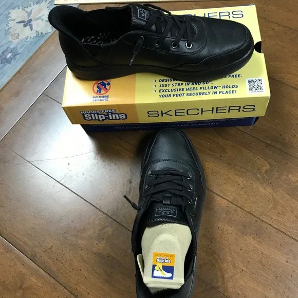 Skechers BOBS Hands Free Slip Ins Womens Black FaLeather Comfort Sneakers Sz 9 - Picture 9 of 9